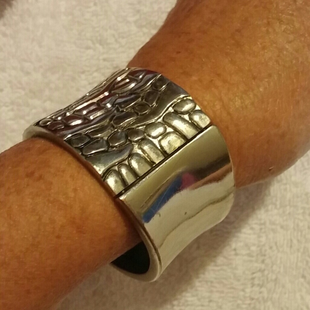 Bracelet - Picture 2 of 4